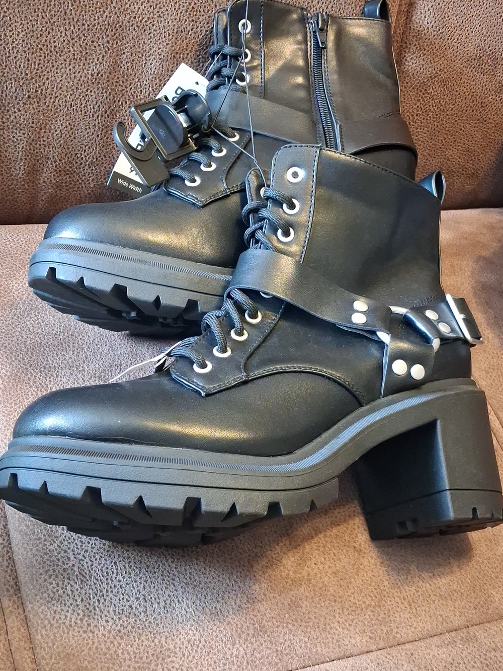 No Boundaries Black Lace Up Women's Combat Boots Size 9 Wide